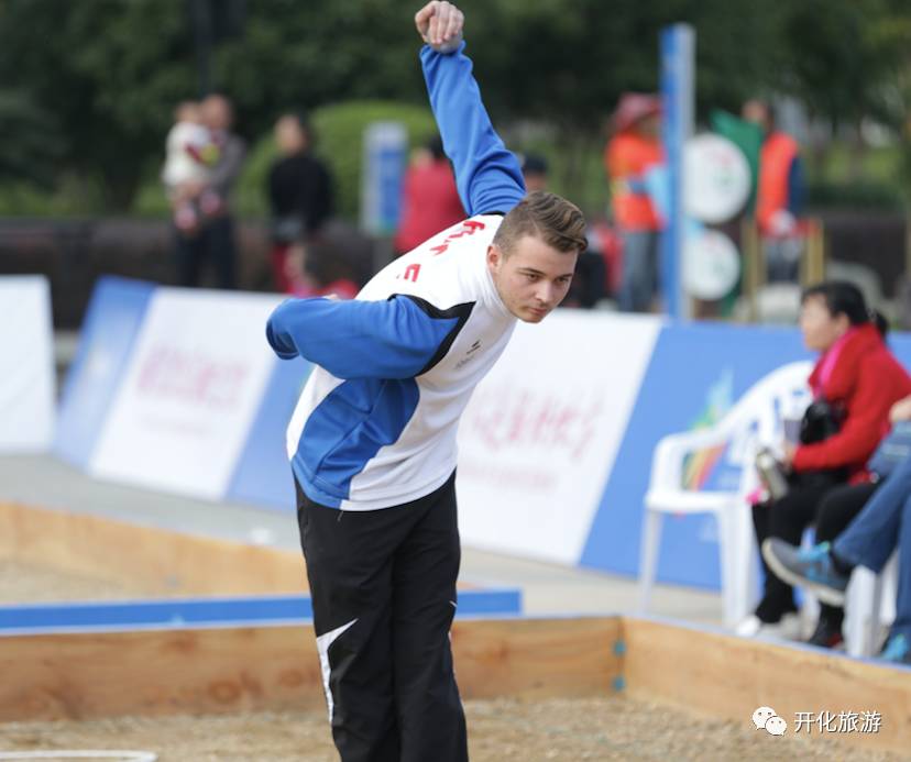 中国队力克法国队,黄鸭组合点燃赛场 中国队力克法国队,黄鸭组合点燃赛场