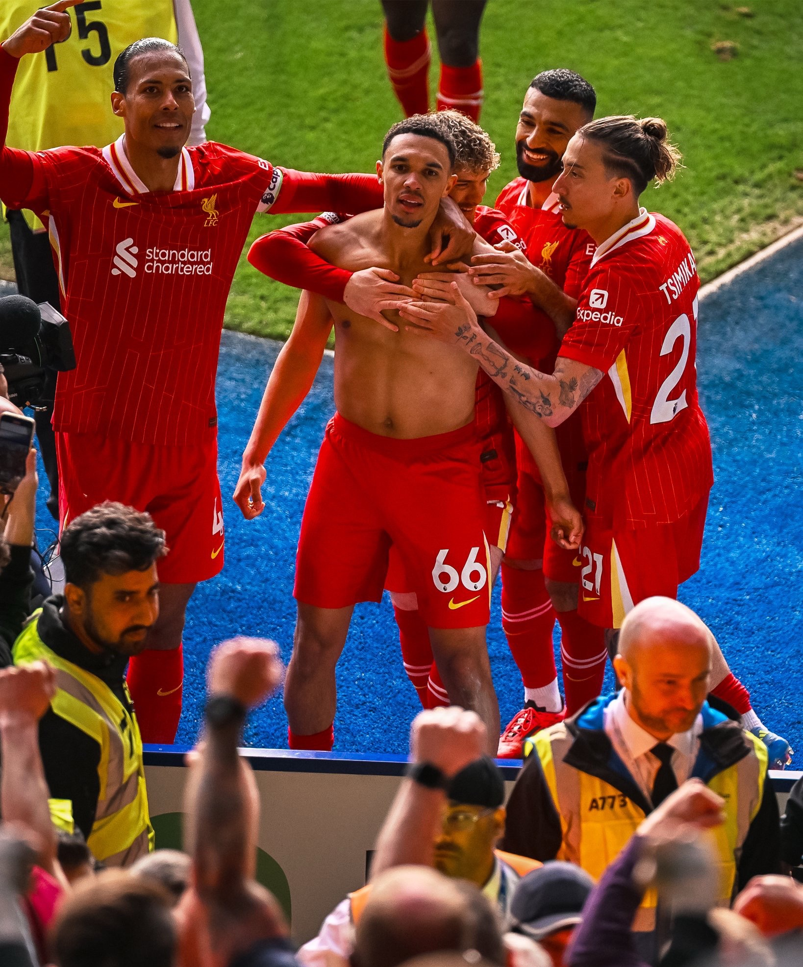 莱比锡红牛逆转利物浦，蒂亚戈扛起全队