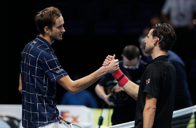 蒙特卡洛大师赛力克年终总决赛，梅德韦杰夫带队取胜