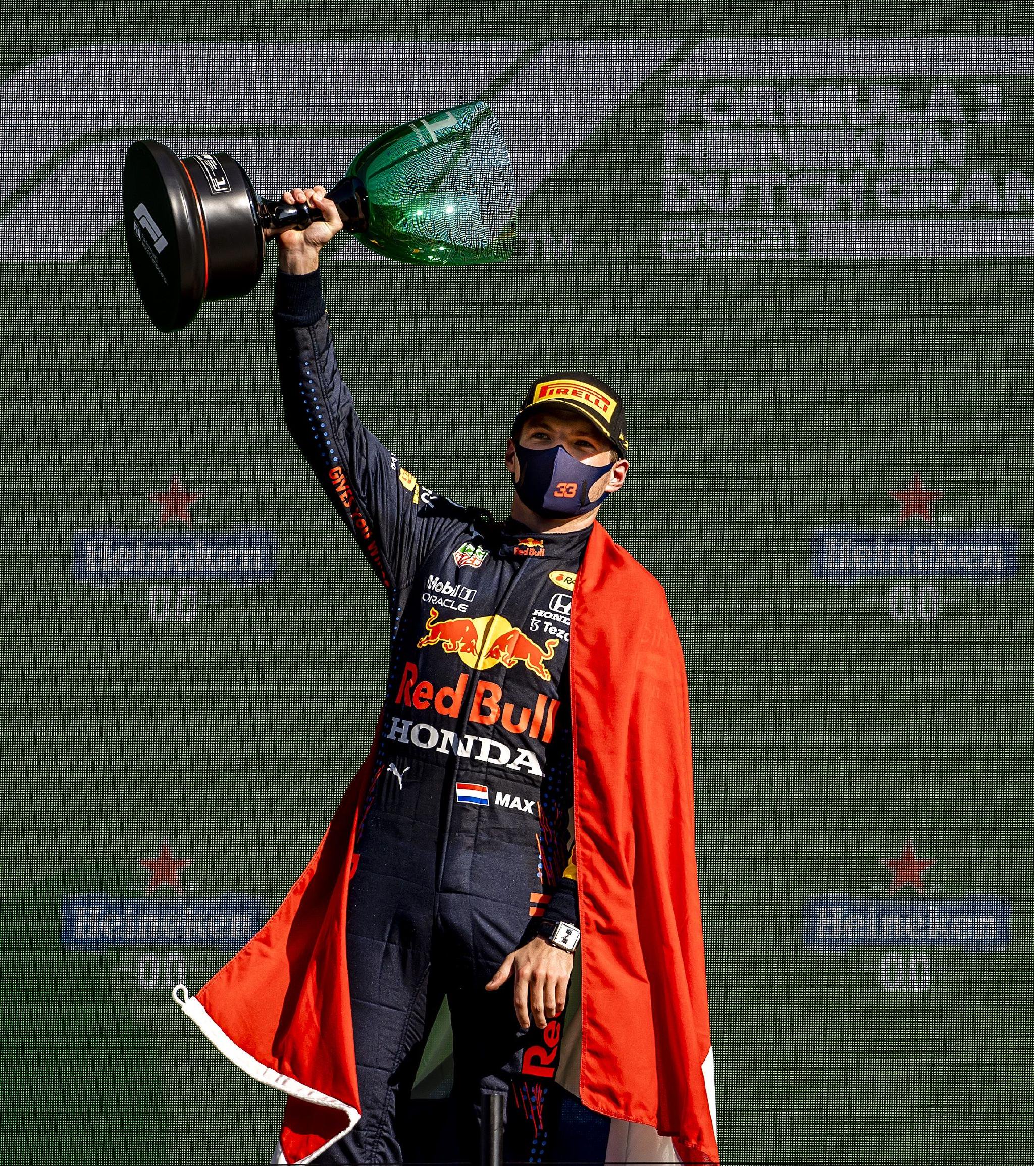 威廉姆斯横扫哈斯车队，维斯塔潘点燃赛场