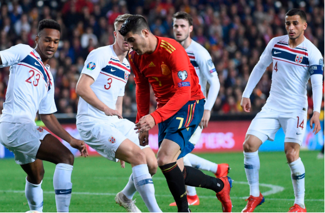 挪威队在欧预赛中力克对手晋级淘汰赛