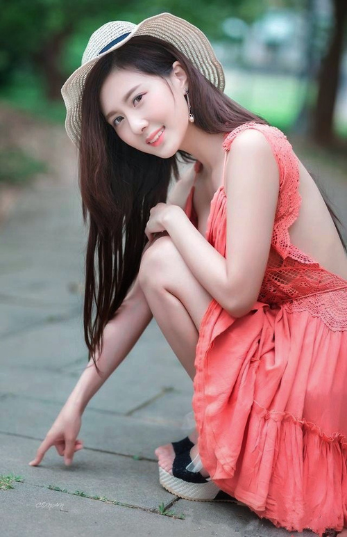 从华沙到里昂,迪巴拉一锤定音,波兰足球的强势复兴之路