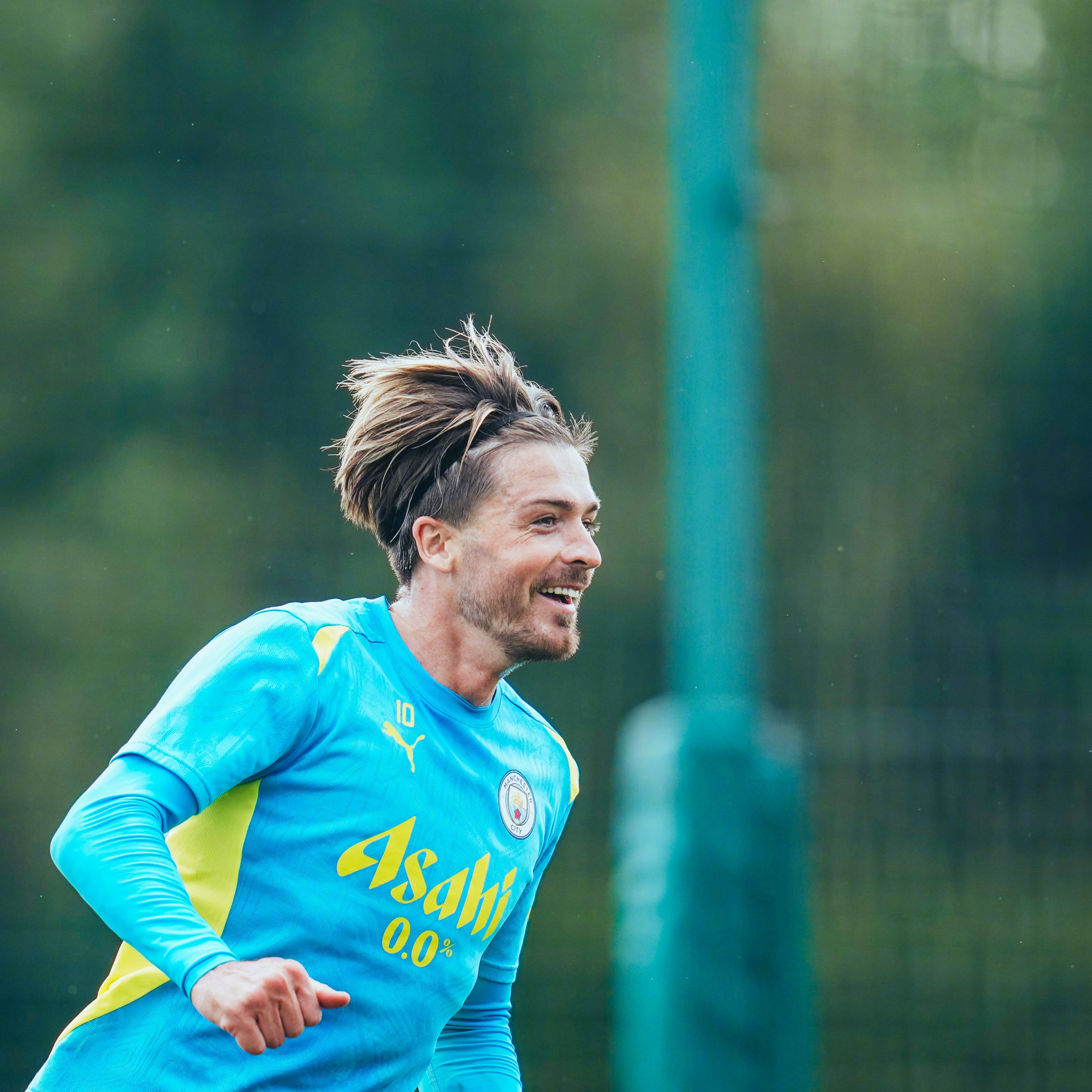 曼城大胜西汉姆联,豪取四连胜! 曼城大胜西汉姆联,豪取四连胜!