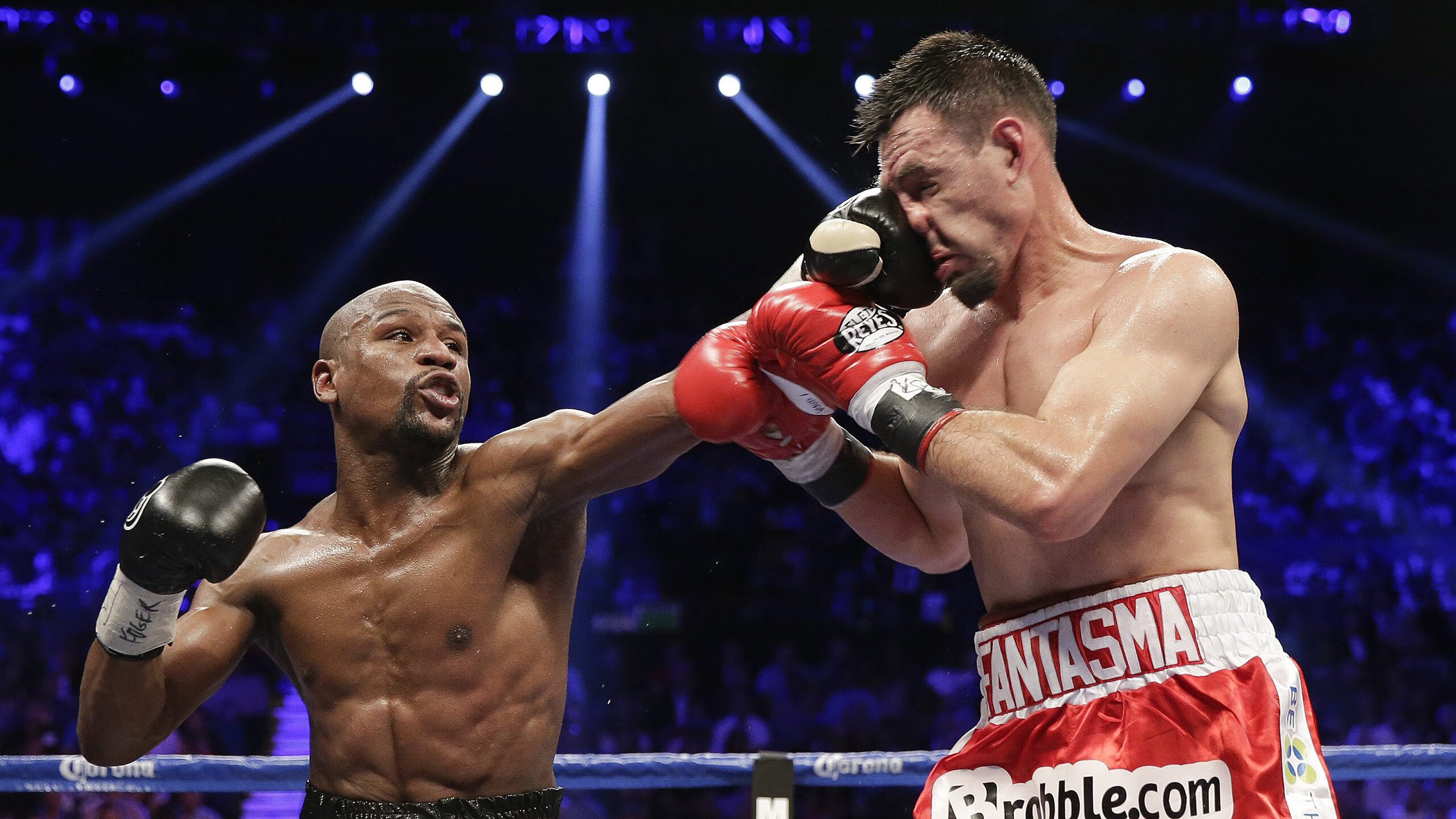 跨洋对决，快船淘汰上海队，英格拉姆化身关键先生