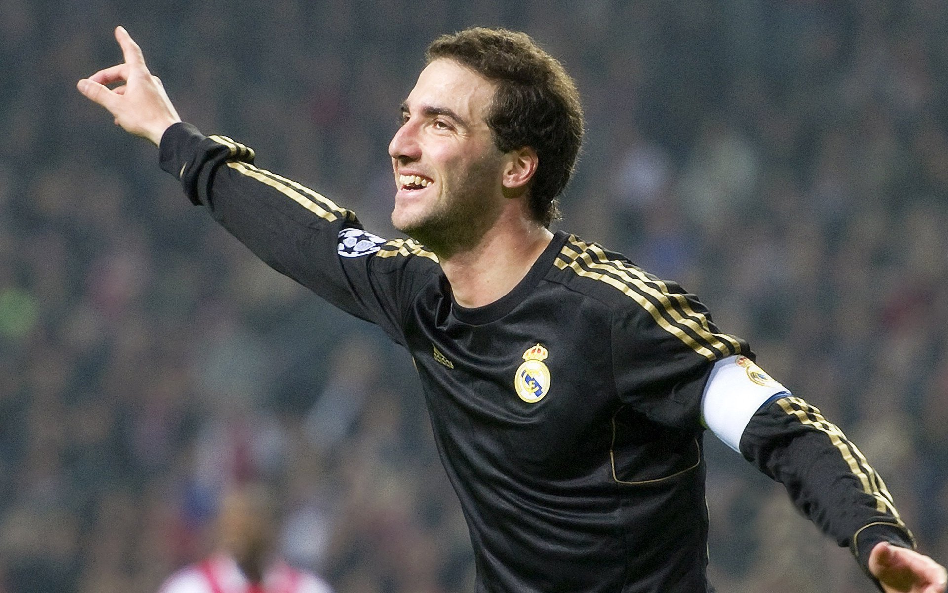 坚韧的脊梁,马琳扛起德国战车鏖战东瀛武士